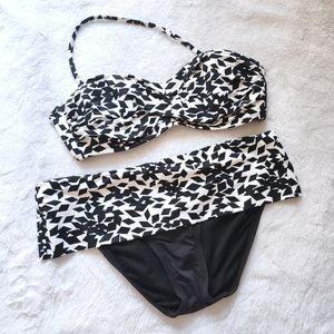 Kenneth Cole black white bikini geometry set 32B top S bottom NEW